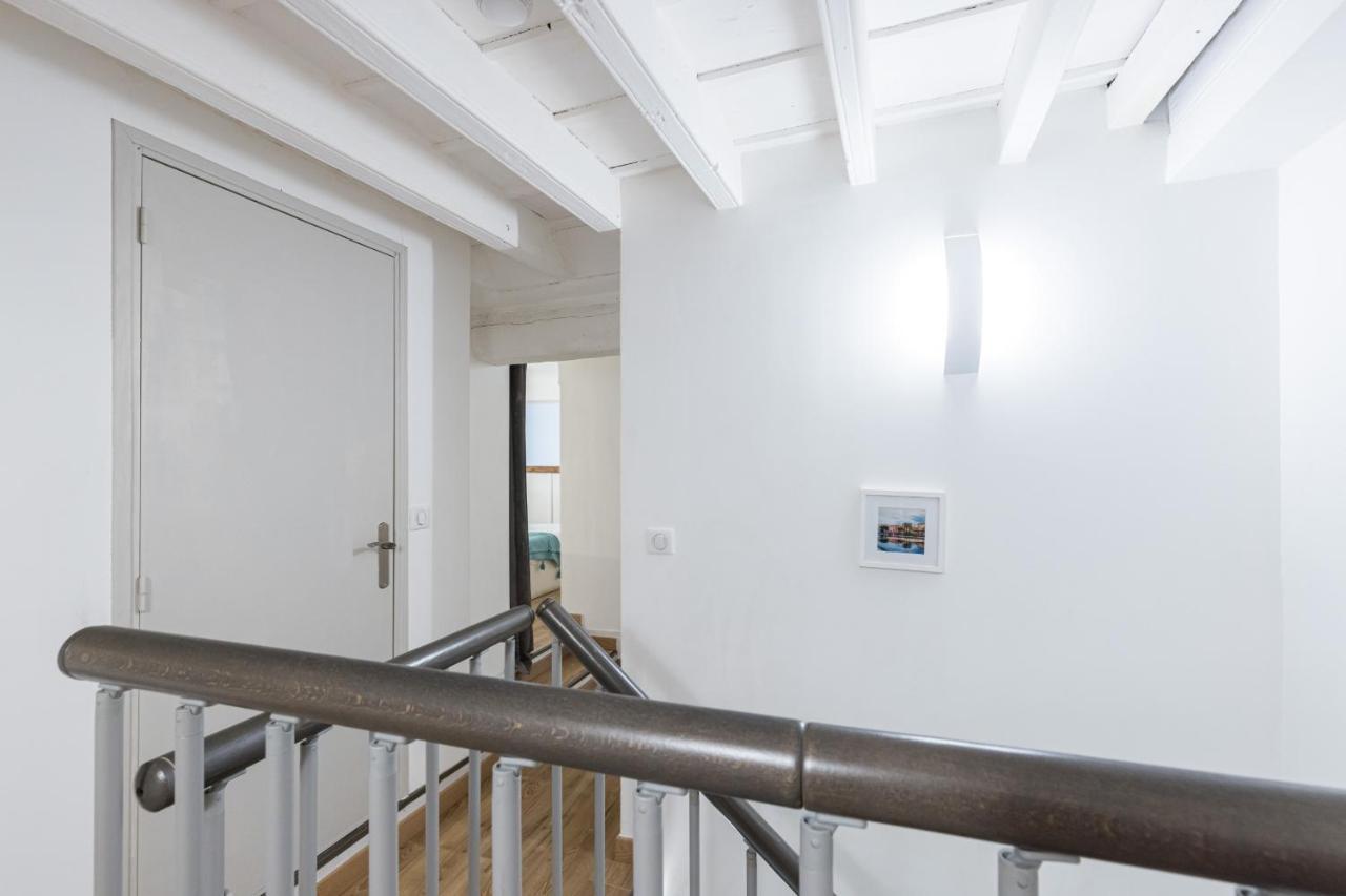 Duplex In Rue De La Prefecture Old Town 2 Bdrs Nizza
