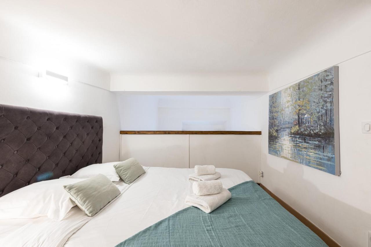 Apartment Duplex In Rue De La Prefecture Old Town 2 Bdrs
